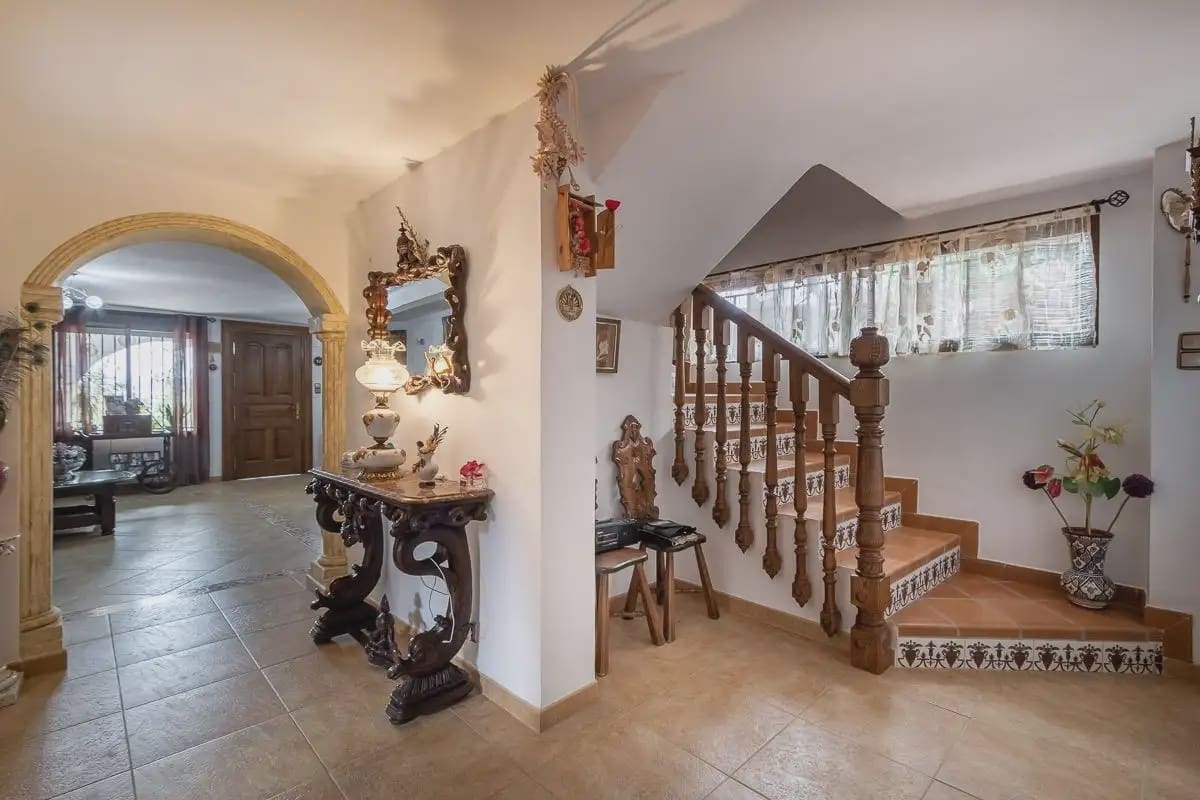 7 chambre Finca/Maison de Campagne à vendre à Huetor Vega avec piscine garage - 790 000 € (Ref: 9889635)