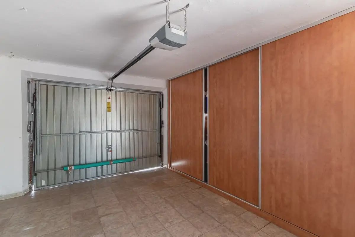 7 chambre Finca/Maison de Campagne à vendre à Huetor Vega avec piscine garage - 790 000 € (Ref: 9889635)