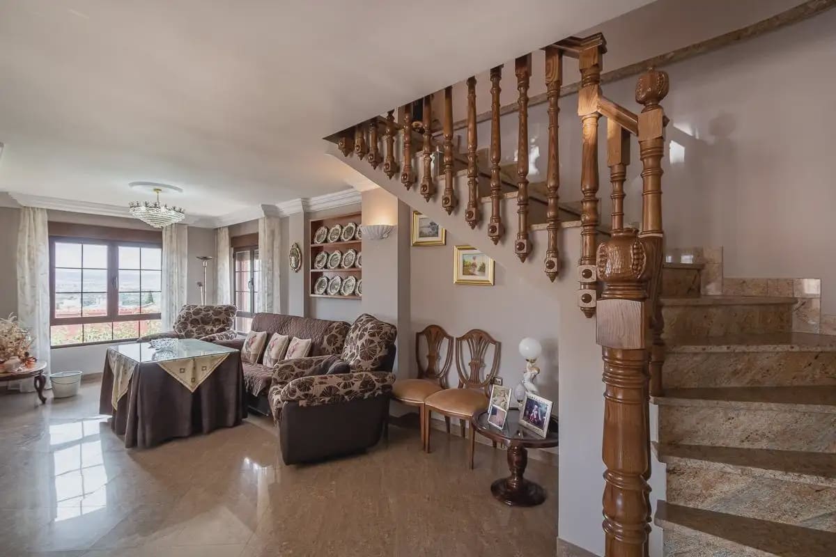 7 chambre Finca/Maison de Campagne à vendre à Huetor Vega avec piscine garage - 790 000 € (Ref: 9889635)