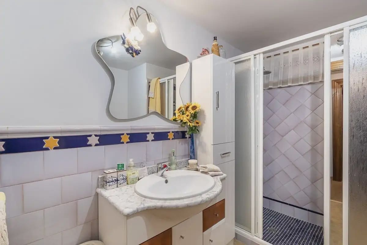 7 chambre Finca/Maison de Campagne à vendre à Huetor Vega avec piscine garage - 790 000 € (Ref: 9889635)