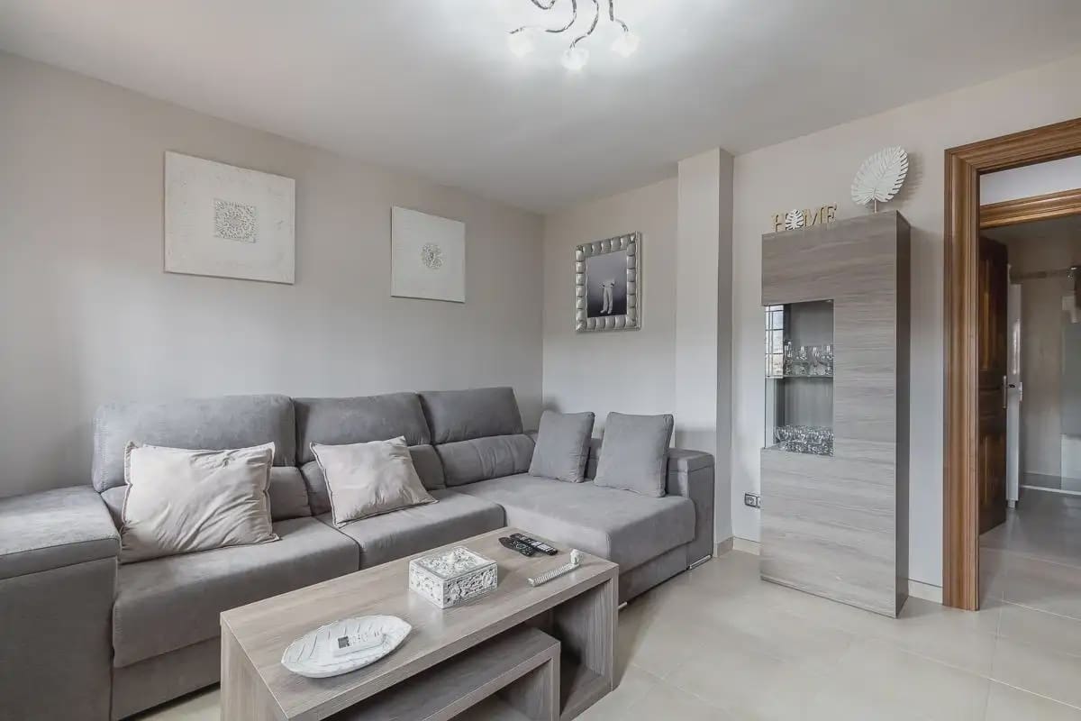 7 chambre Finca/Maison de Campagne à vendre à Huetor Vega avec piscine garage - 790 000 € (Ref: 9889635)