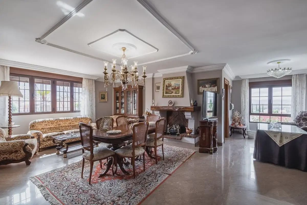 7 chambre Finca/Maison de Campagne à vendre à Huetor Vega avec piscine garage - 790 000 € (Ref: 9889635)