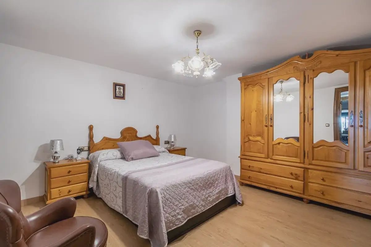 7 chambre Finca/Maison de Campagne à vendre à Huetor Vega avec piscine garage - 790 000 € (Ref: 9889635)