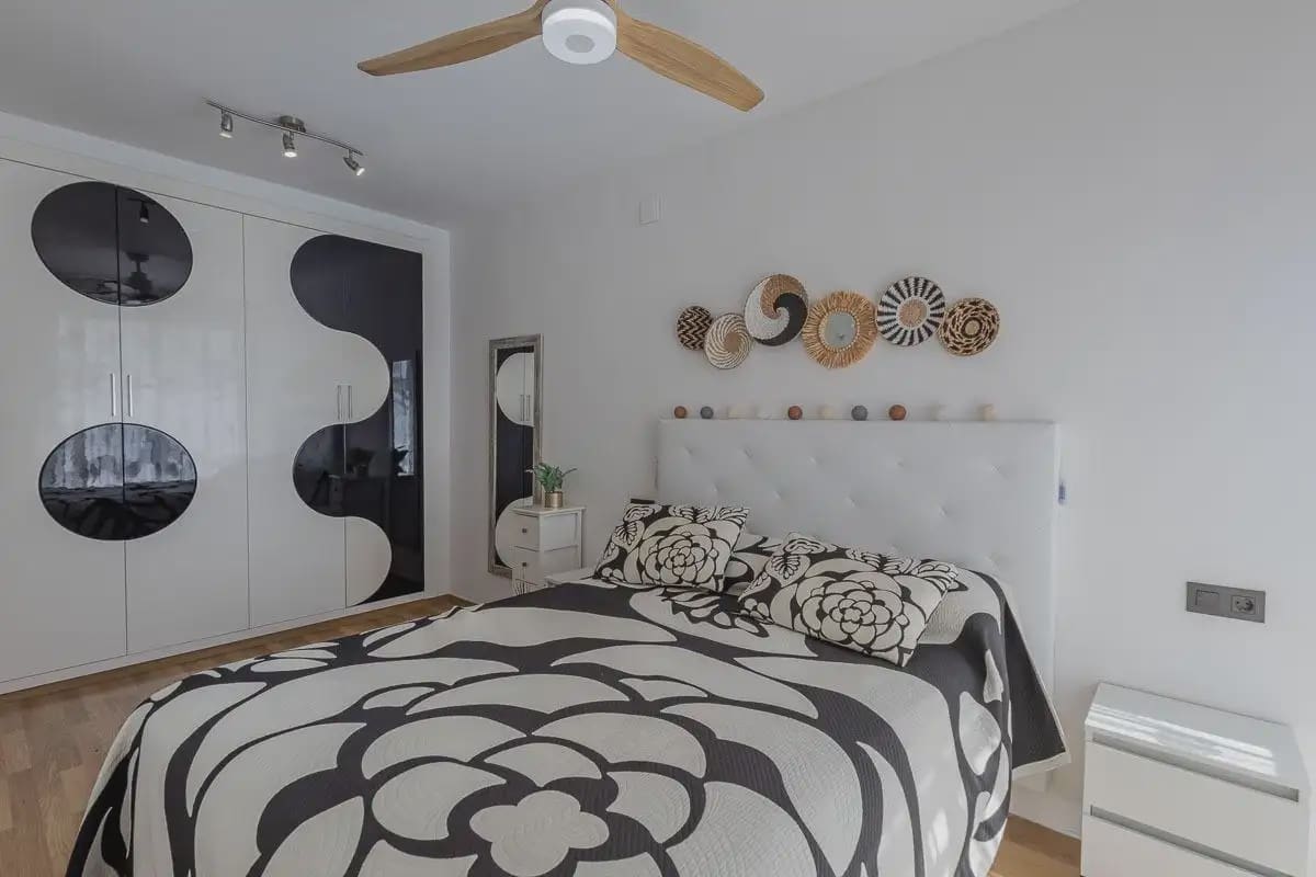 4 slaapkamer Rijtjeshuis te koop in Cajar met garage - € 248.000 (Ref: 9889704)