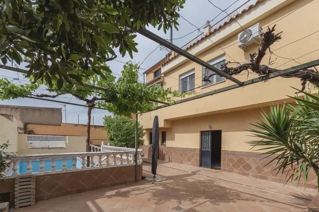 Adosado de 3 habitaciones en Ogíjares en venta - 370.000 € (Ref: 9889706)