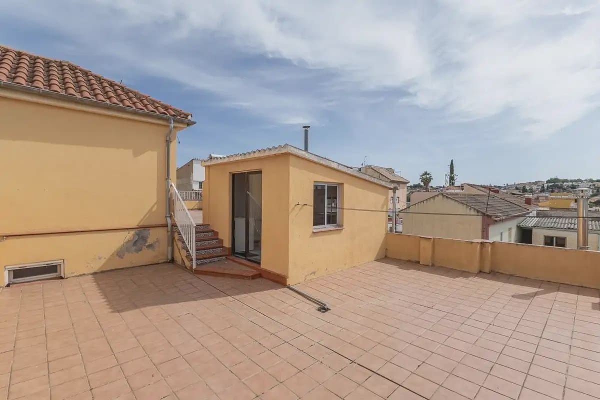 Adosado de 3 habitaciones en Ogíjares en venta con piscina garaje - 370.000 € (Ref: 9889706)