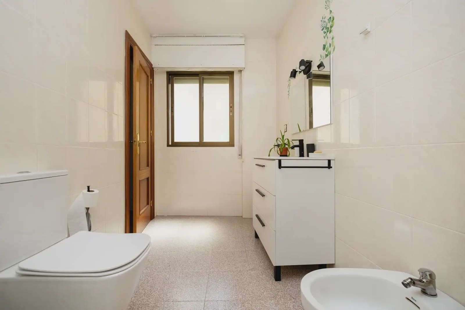 5 sypialnia Dom blizniak na sprzedaż w Guejar Sierra - 175 000 € (Ref: 9889707)
