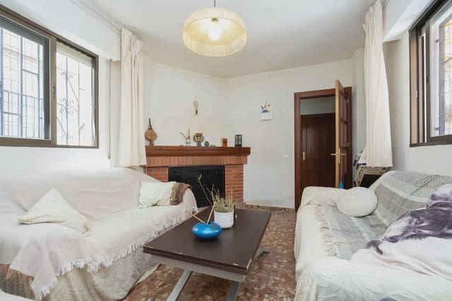 Pareado de 5 habitaciones en Güéjar Sierra en venta - 175.000 € (Ref: 9889707)
