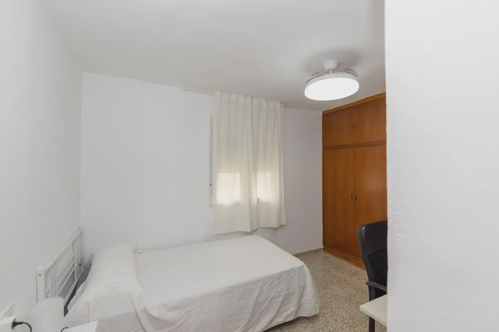 2 sypialnia Mieszkanie do wynajęcia w Miasto Grenada - 850 € (Ref: 9890662)