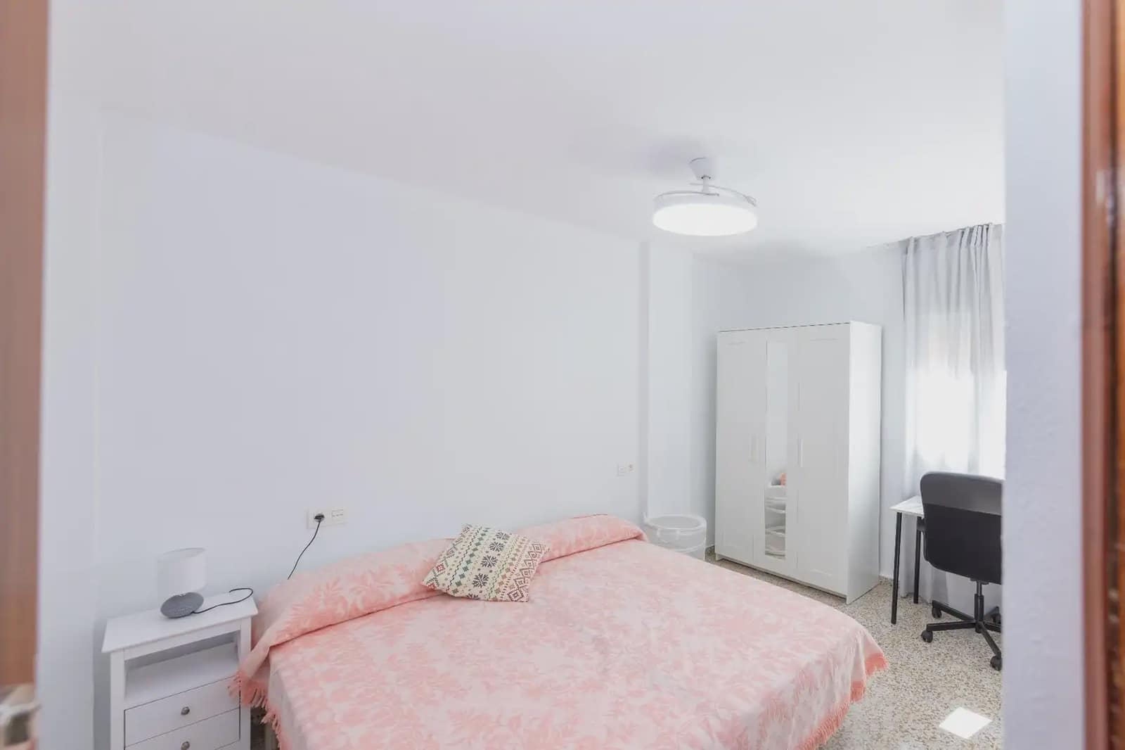 2 sypialnia Mieszkanie do wynajęcia w Miasto Grenada - 850 € (Ref: 9890662)