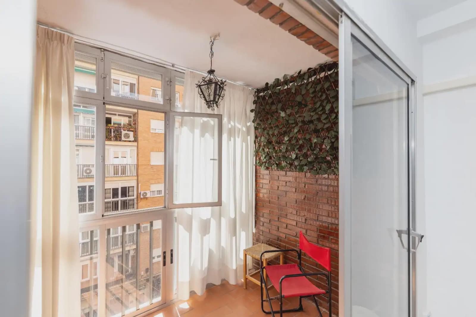 2 sypialnia Mieszkanie do wynajęcia w Miasto Grenada - 850 € (Ref: 9890662)