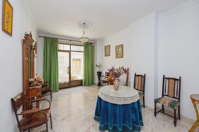 5 soveværelse Byhus til salg i Lanjarón - € 225.000 (Ref: 9890664)