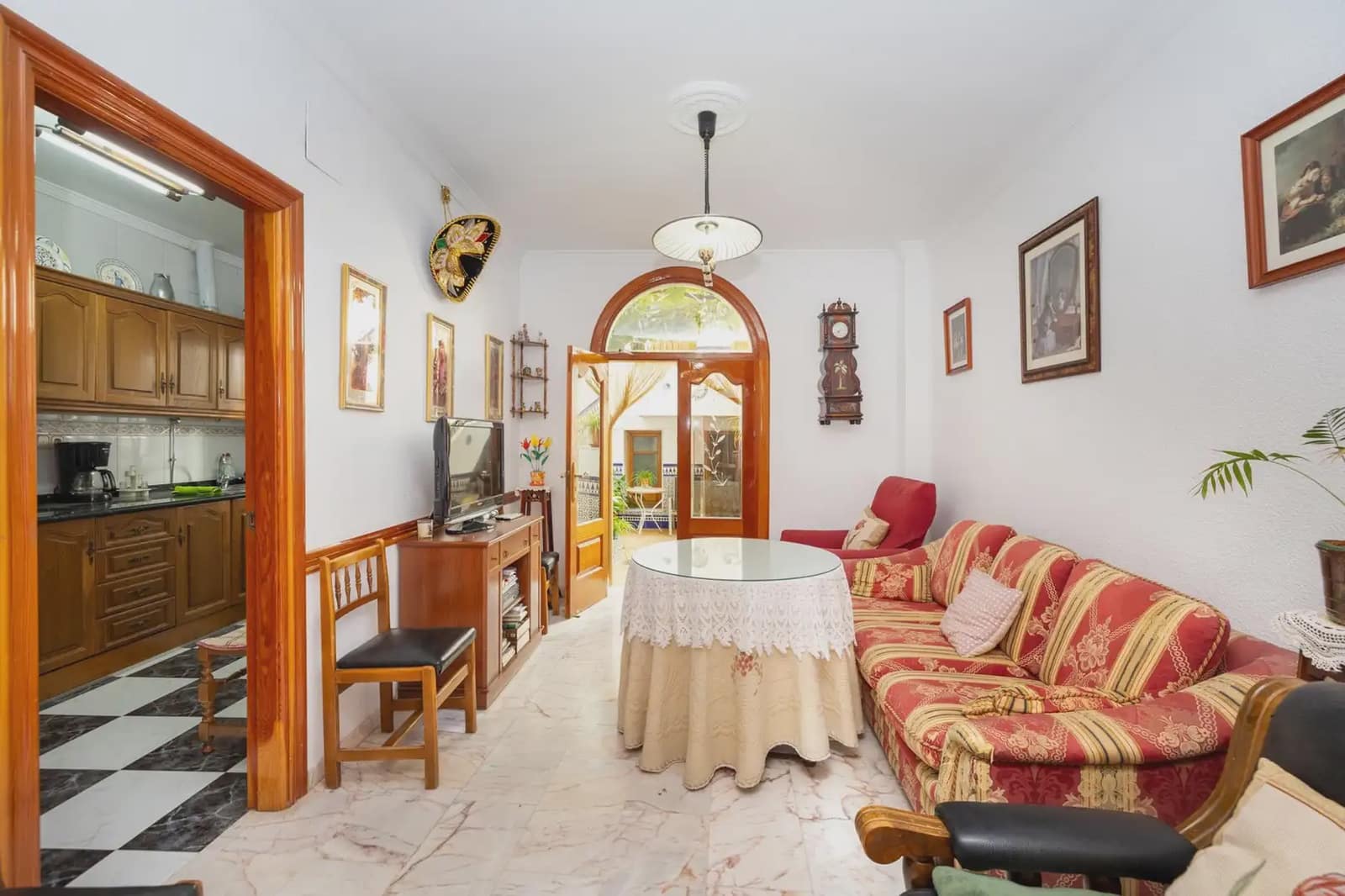 5 soveværelse Byhus til salg i Lanjaron - € 225.000 (Ref: 9890664)