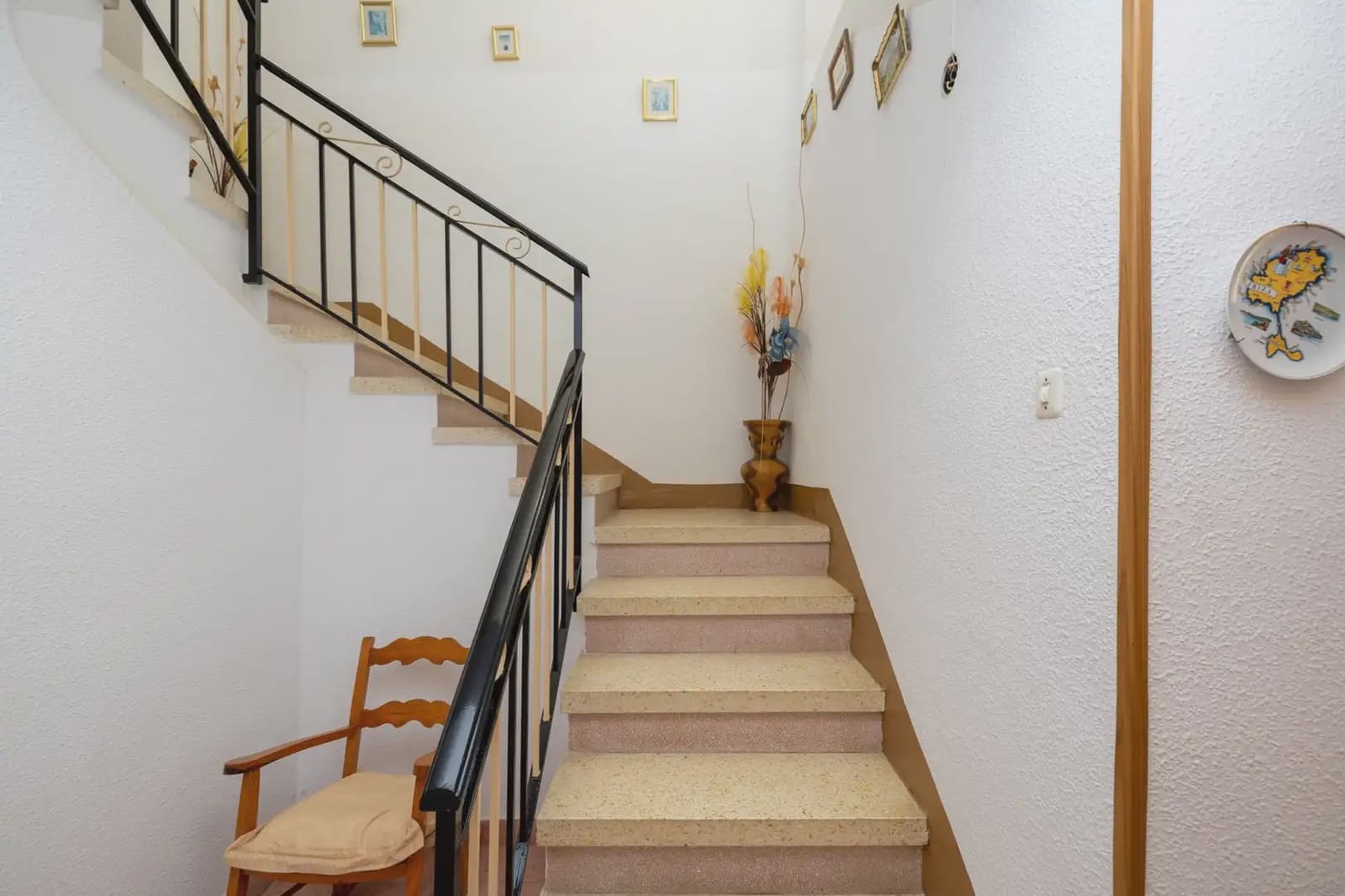 5 soveværelse Byhus til salg i Lanjaron - € 225.000 (Ref: 9890664)