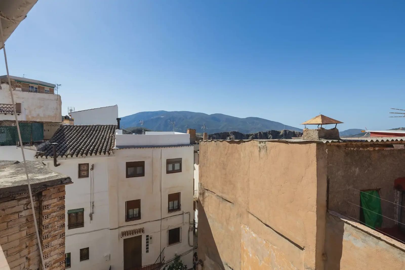 5 soveværelse Byhus til salg i Lanjaron - € 225.000 (Ref: 9890664)
