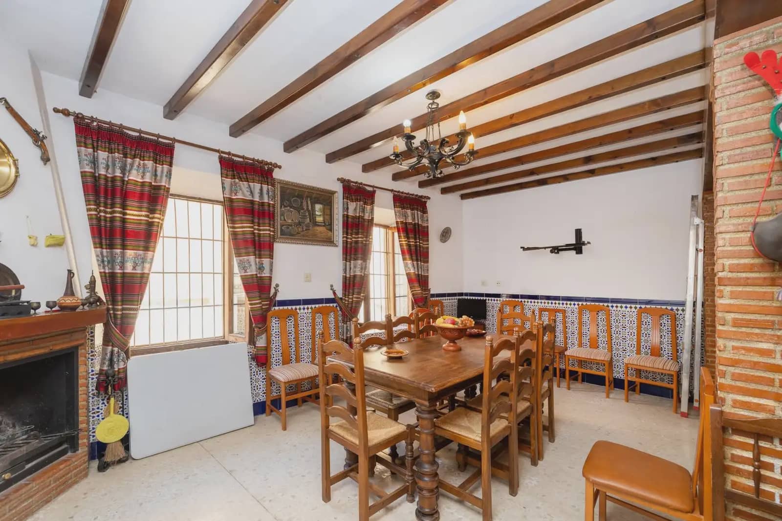 5 soveværelse Byhus til salg i Lanjaron - € 225.000 (Ref: 9890664)