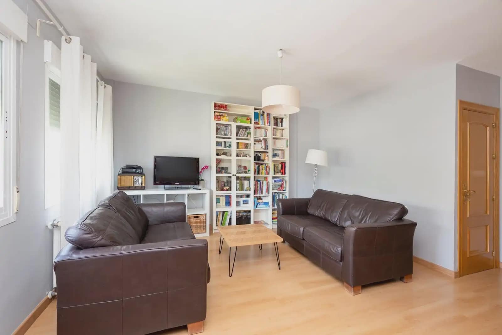 5 chambre Villa/Maison Semi-Mitoyenne à vendre à Vegas del Genil avec garage - 265 000 € (Ref: 9890665)