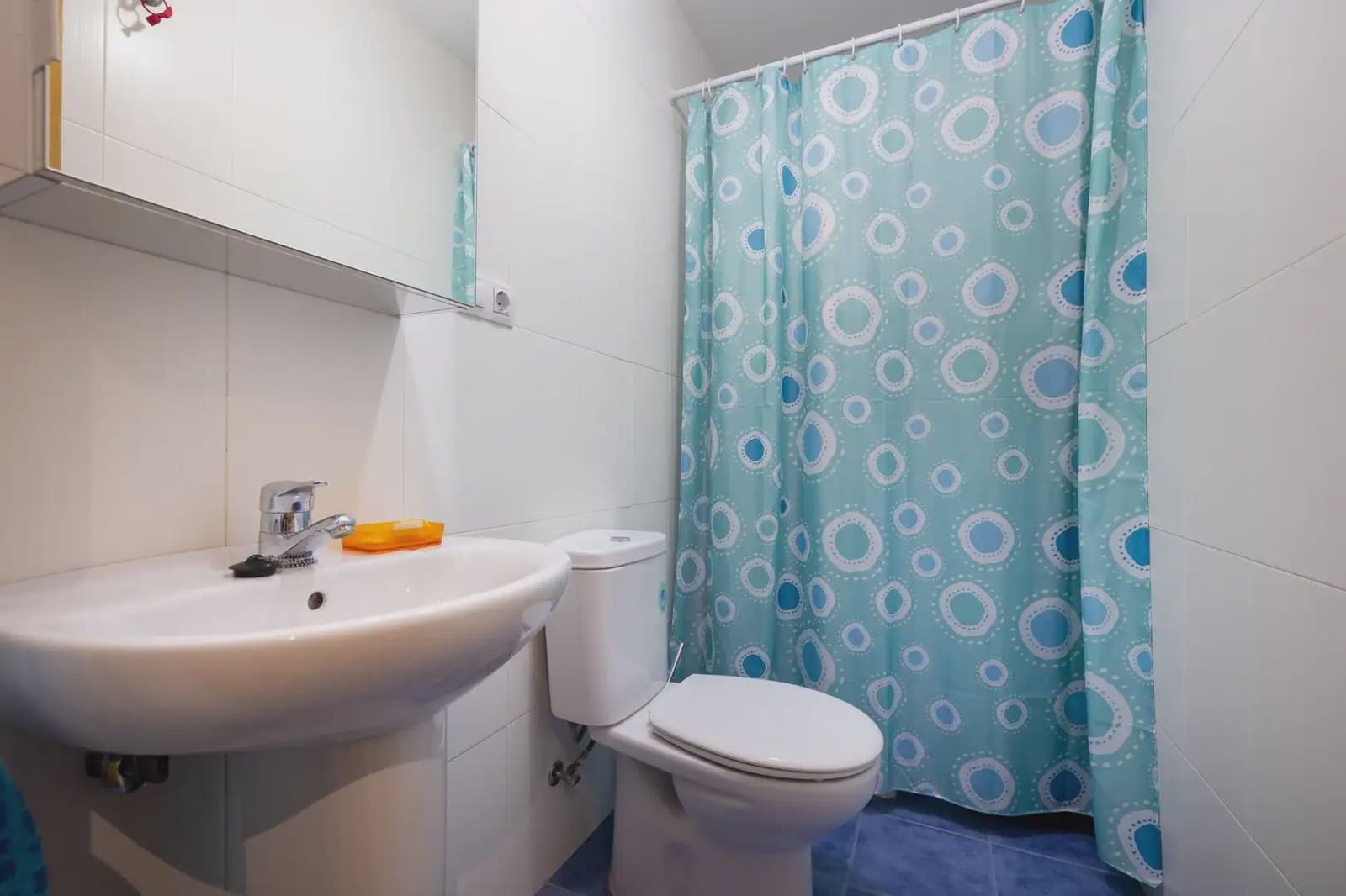 5 chambre Villa/Maison Semi-Mitoyenne à vendre à Vegas del Genil avec garage - 265 000 € (Ref: 9890665)