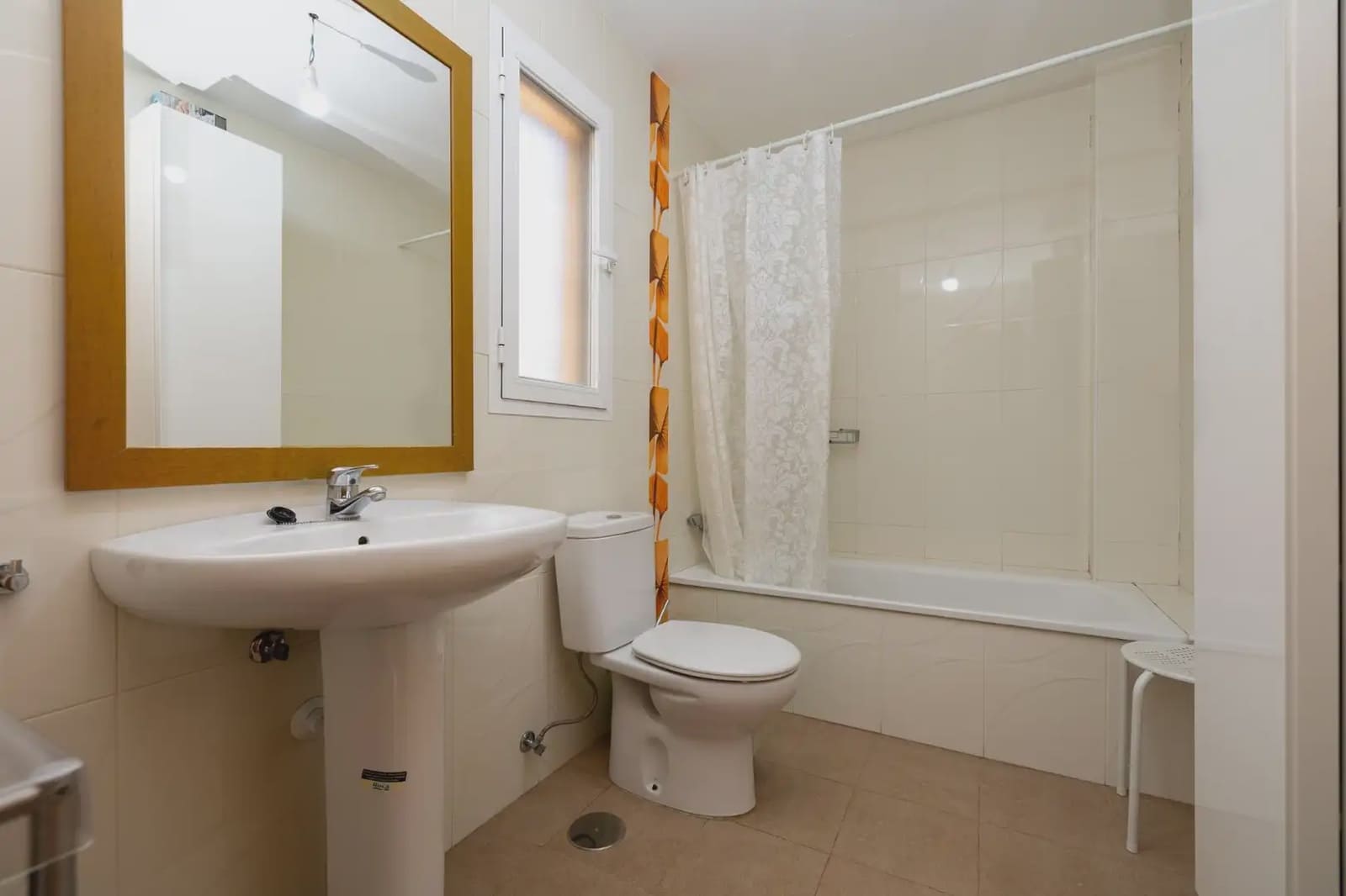 5 chambre Villa/Maison Semi-Mitoyenne à vendre à Vegas del Genil avec garage - 265 000 € (Ref: 9890665)