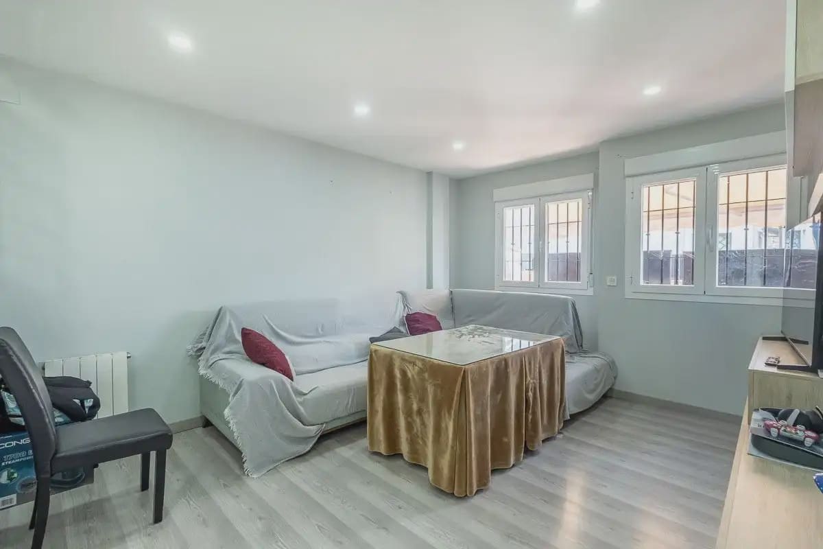 3 quarto Casa em Banda para venda em Gojar com garagem - 249 000 € (Ref: 9890666)