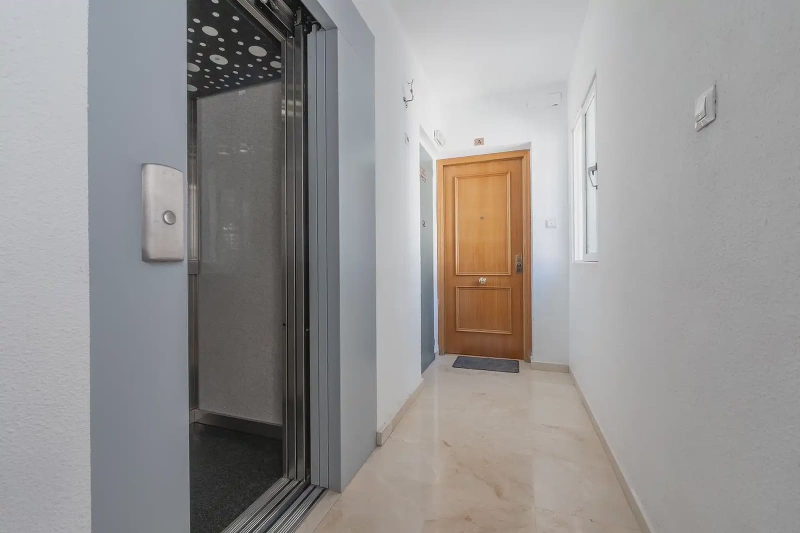 3 Zimmer Penthouse zu verkaufen in Granada Stadt - 389.000 € (Ref: 9890667)