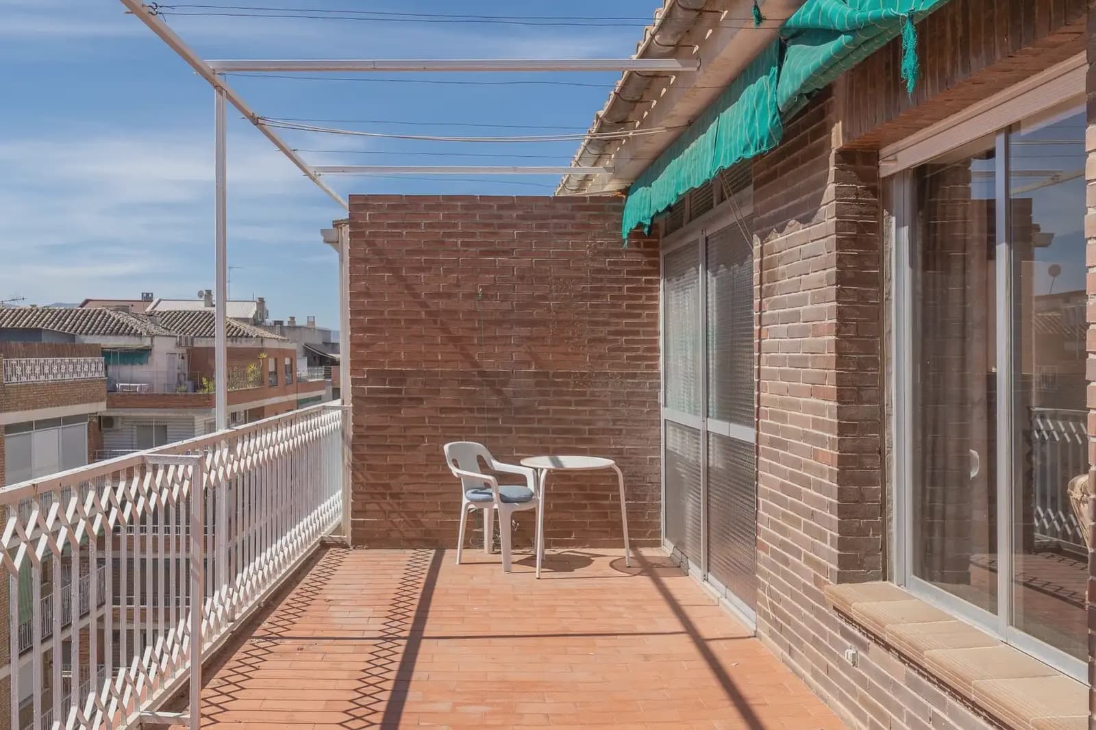 3 Zimmer Penthouse zu verkaufen in Granada Stadt - 389.000 € (Ref: 9890667)