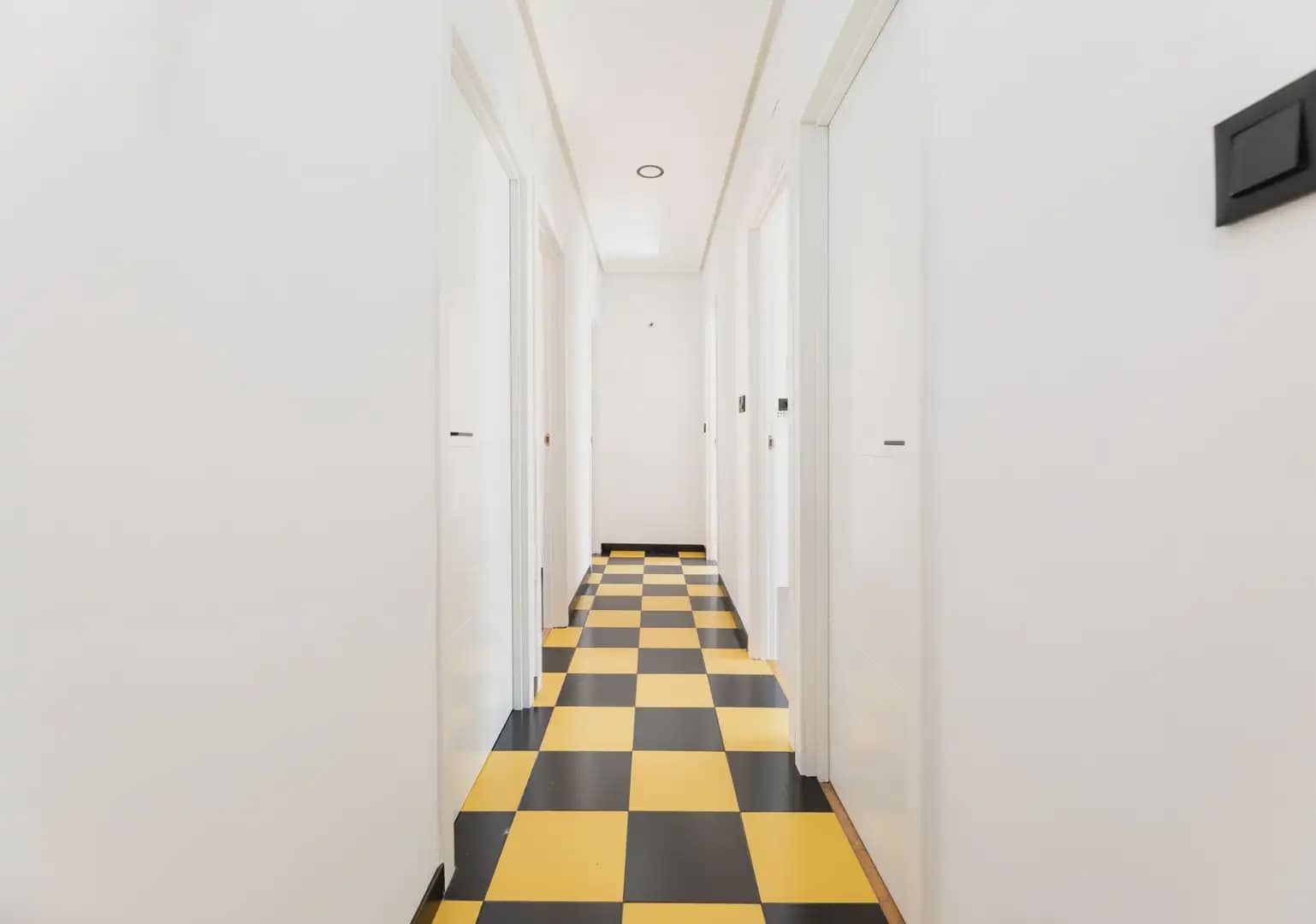 Piso de 3 habitaciones en Granada ciudad en venta - 139.000 € (Ref: 9891376)