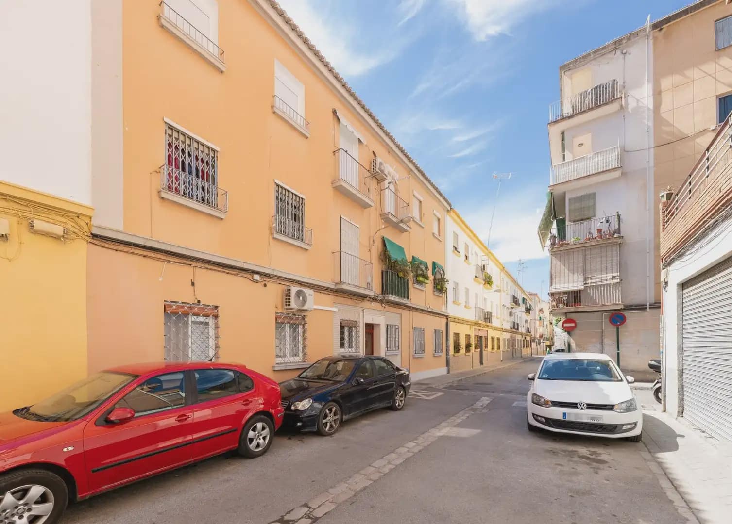 Piso de 3 habitaciones en Granada ciudad en venta - 139.000 € (Ref: 9891376)