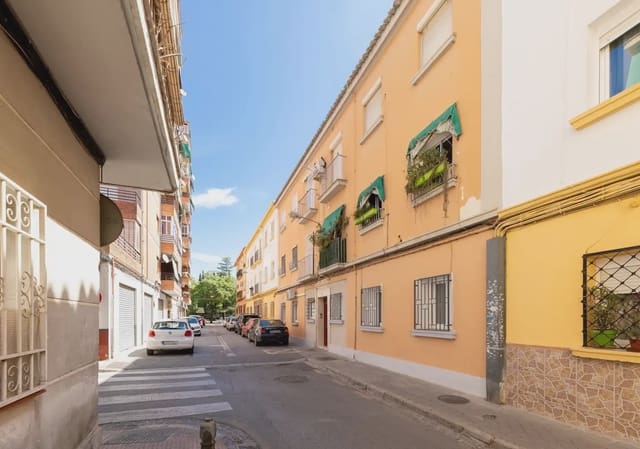 Piso de 3 habitaciones en Angustias - Chana - Encina, Granada ciudad en venta - 139.000 € (Ref: 9891376)