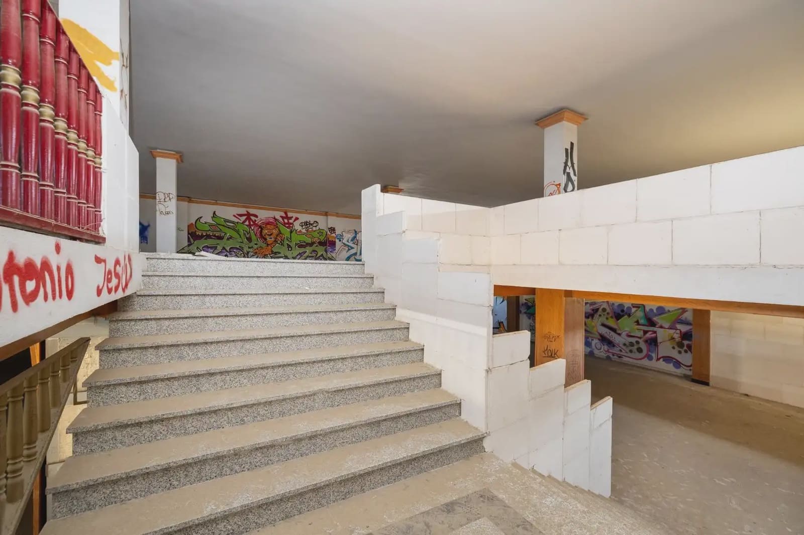 Comercial para venda em Albolote - 3 000 000 € (Ref: 9892951)