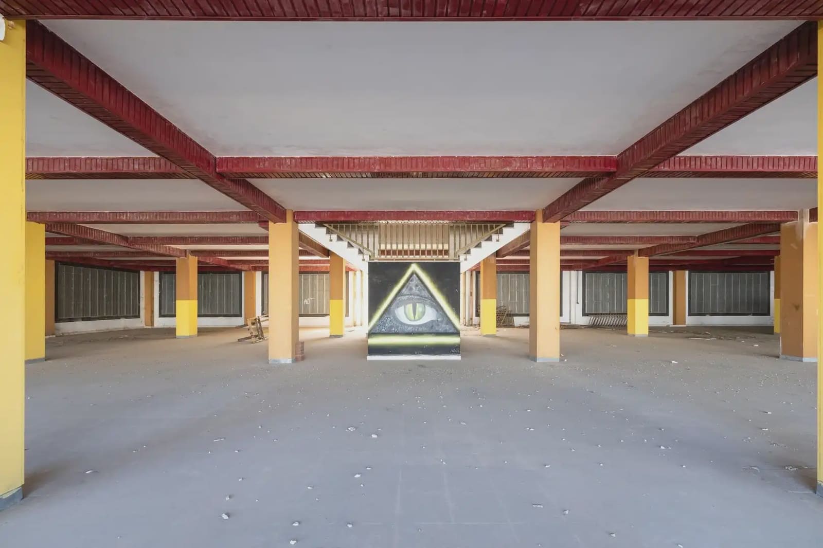 Comercial para venda em Albolote - 3 000 000 € (Ref: 9892951)