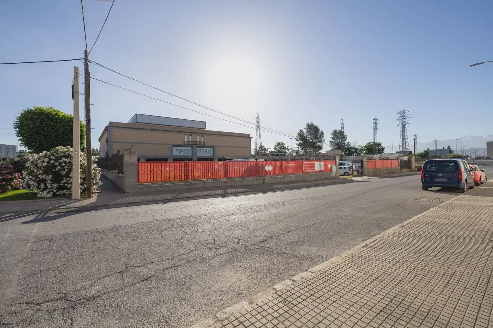 Comercial para venda em Albolote - 3 000 000 € (Ref: 9892951)