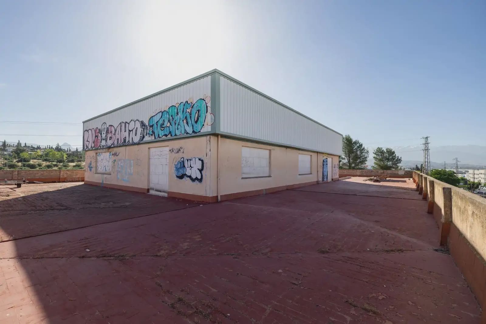 Comercial para venda em Albolote - 3 000 000 € (Ref: 9892951)