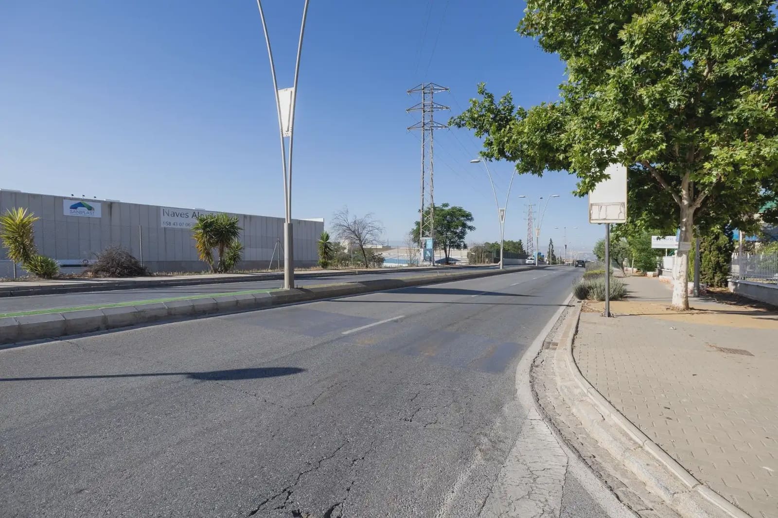 Comercial para venda em Albolote - 3 000 000 € (Ref: 9892951)