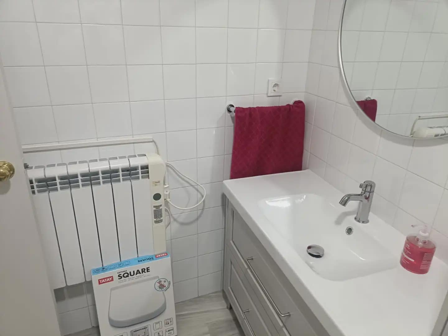 Piso de 2 habitaciones en Granada ciudad en alquiler - 850 € (Ref: 9893538)