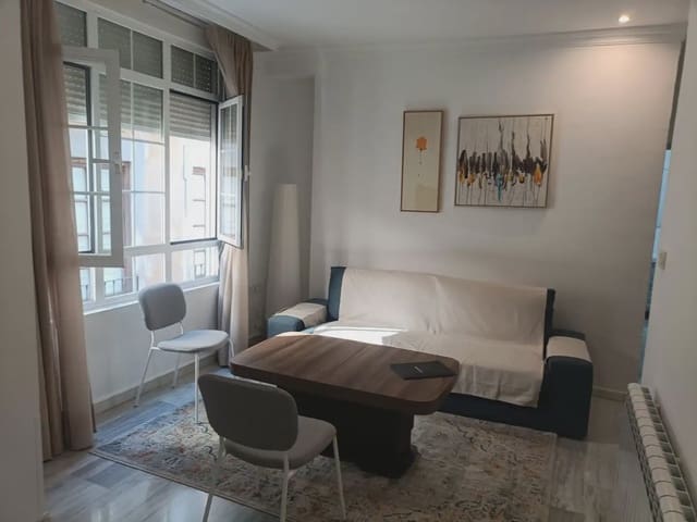 2 slaapkamer Flat te huur in Centro - Sagrario, Granada stad - € 850 (Ref: 9893538)