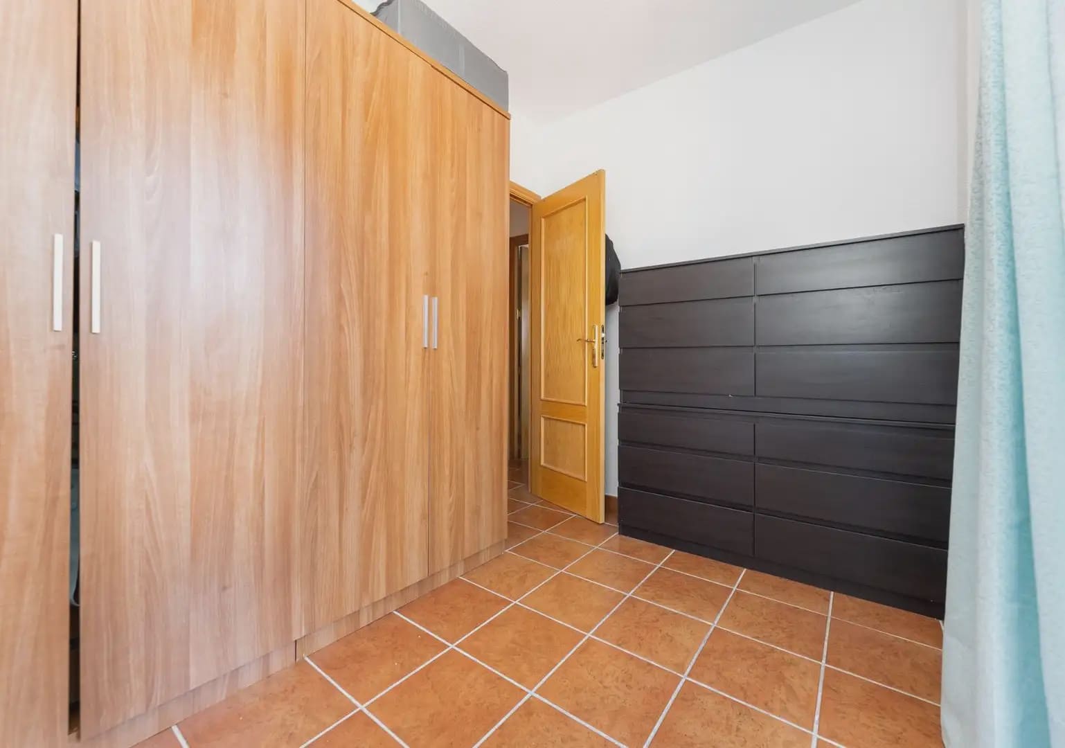 4 bedroom Townhouse for sale in La Zubia with pool garage - € 269,500 (Ref: 9893540)