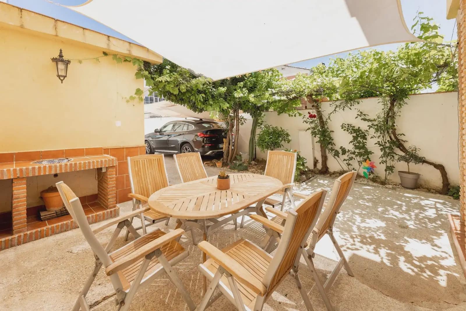 4 bedroom Townhouse for sale in La Zubia with pool garage - € 269,500 (Ref: 9893540)