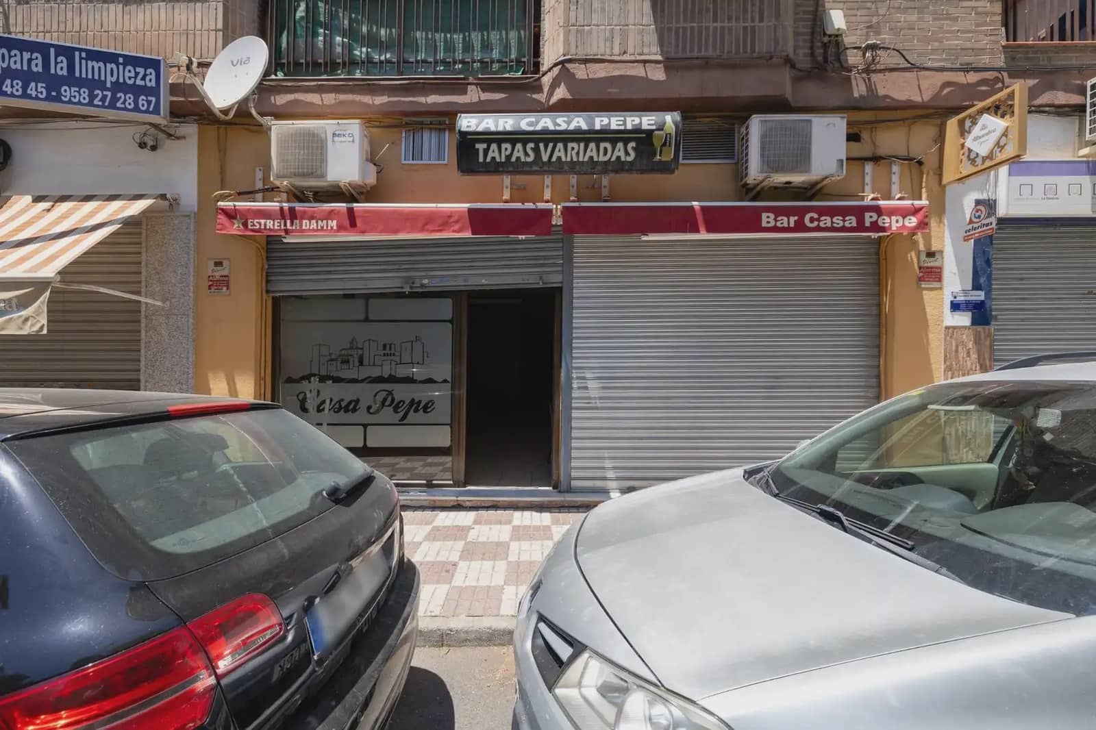 Local Comercial en Granada ciudad en venta - 115.000 € (Ref: 9894880)