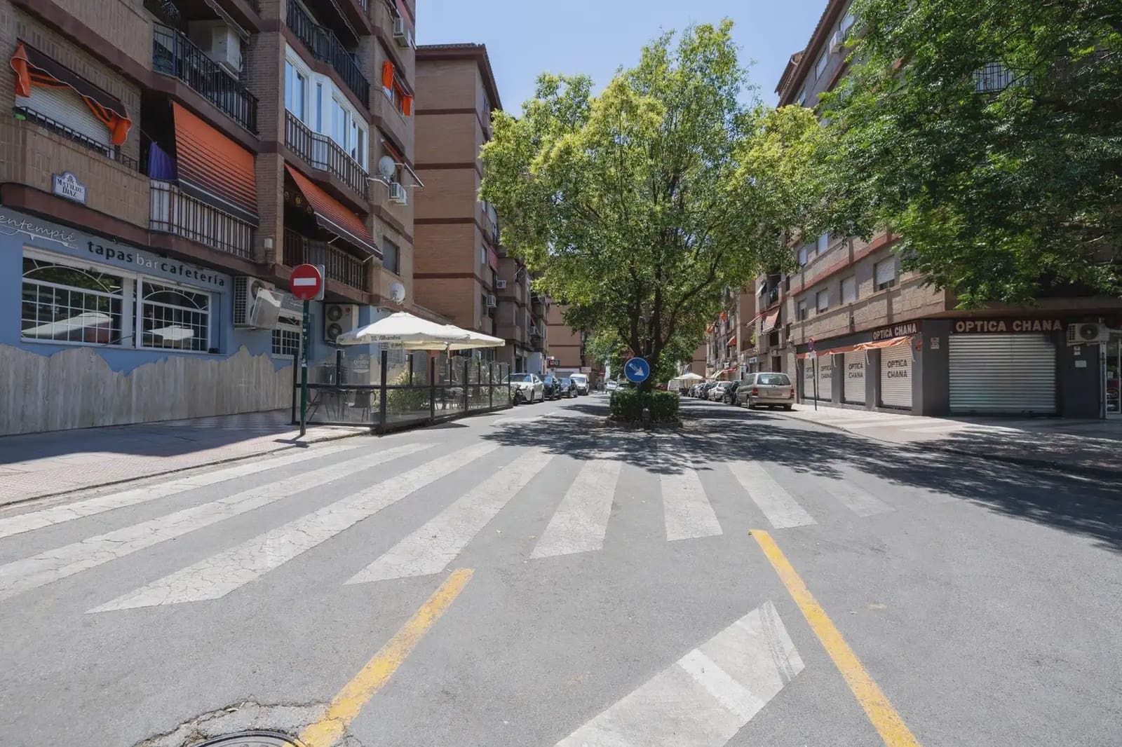 Local Comercial en Granada ciudad en venta - 115.000 € (Ref: 9894880)