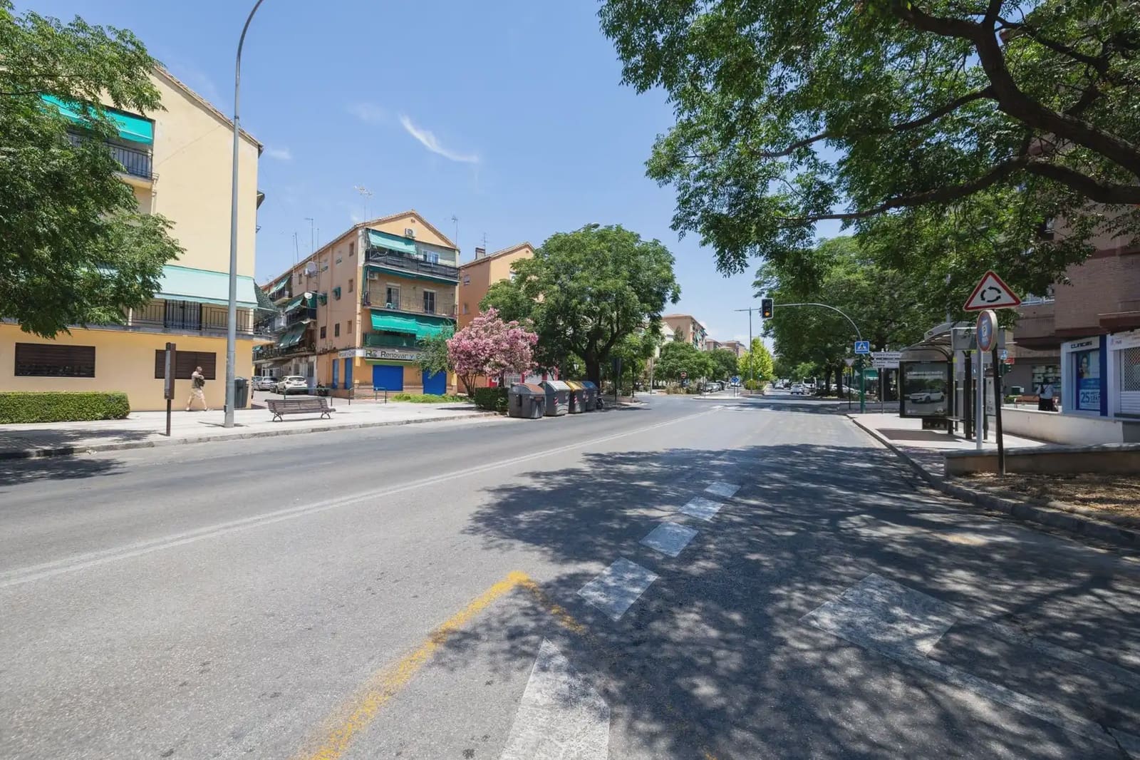 Local Comercial en Granada ciudad en venta - 115.000 € (Ref: 9894880)