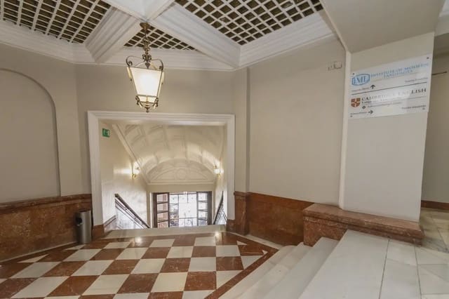 Oficina en San Matías - Realejo, Granada ciudad en alquiler - 1.800 € (Ref: 9895130)