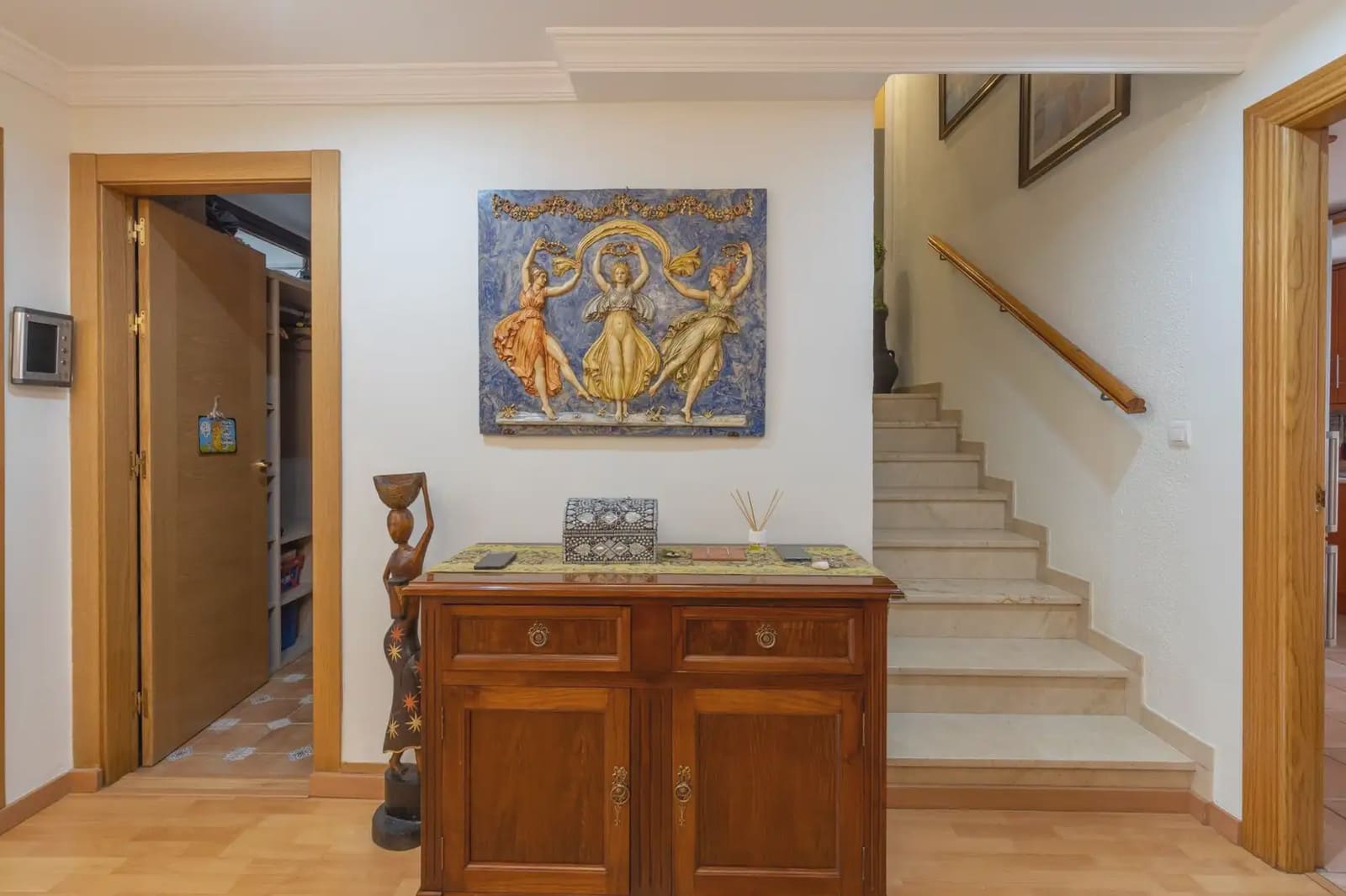 5 bedroom Terraced Villa for sale in Armilla with garage - € 295,000 (Ref: 9898583)