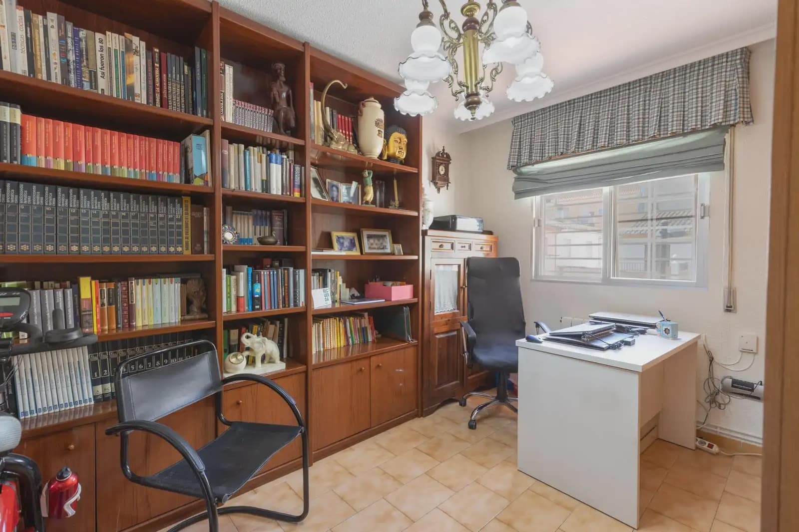 5 bedroom Terraced Villa for sale in Armilla with garage - € 295,000 (Ref: 9898583)