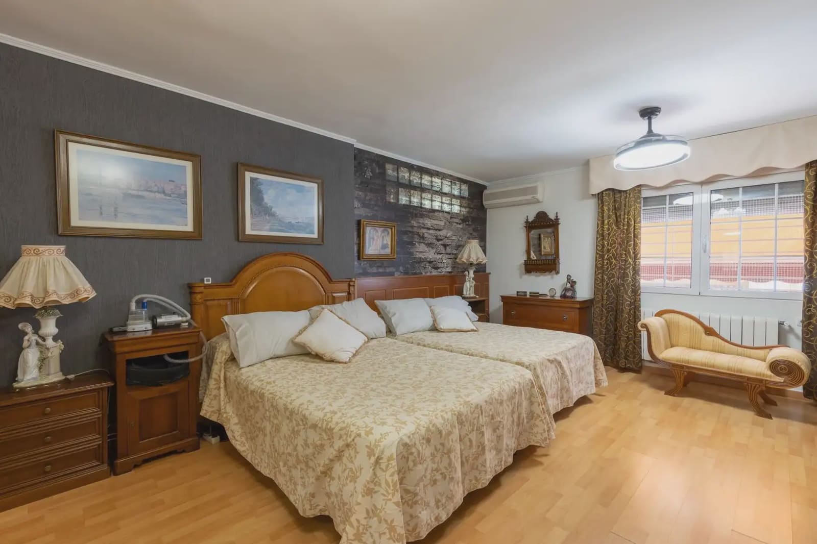 5 bedroom Terraced Villa for sale in Armilla with garage - € 295,000 (Ref: 9898583)