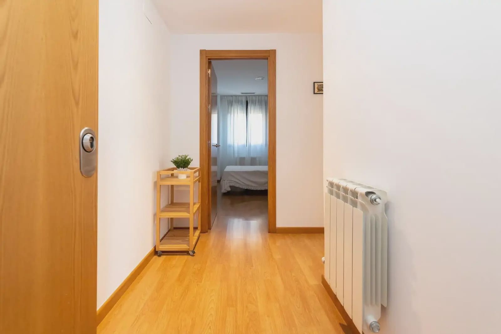 1 slaapkamer Flat te huur in Granada stad met zwembad - € 750 (Ref: 9901617)