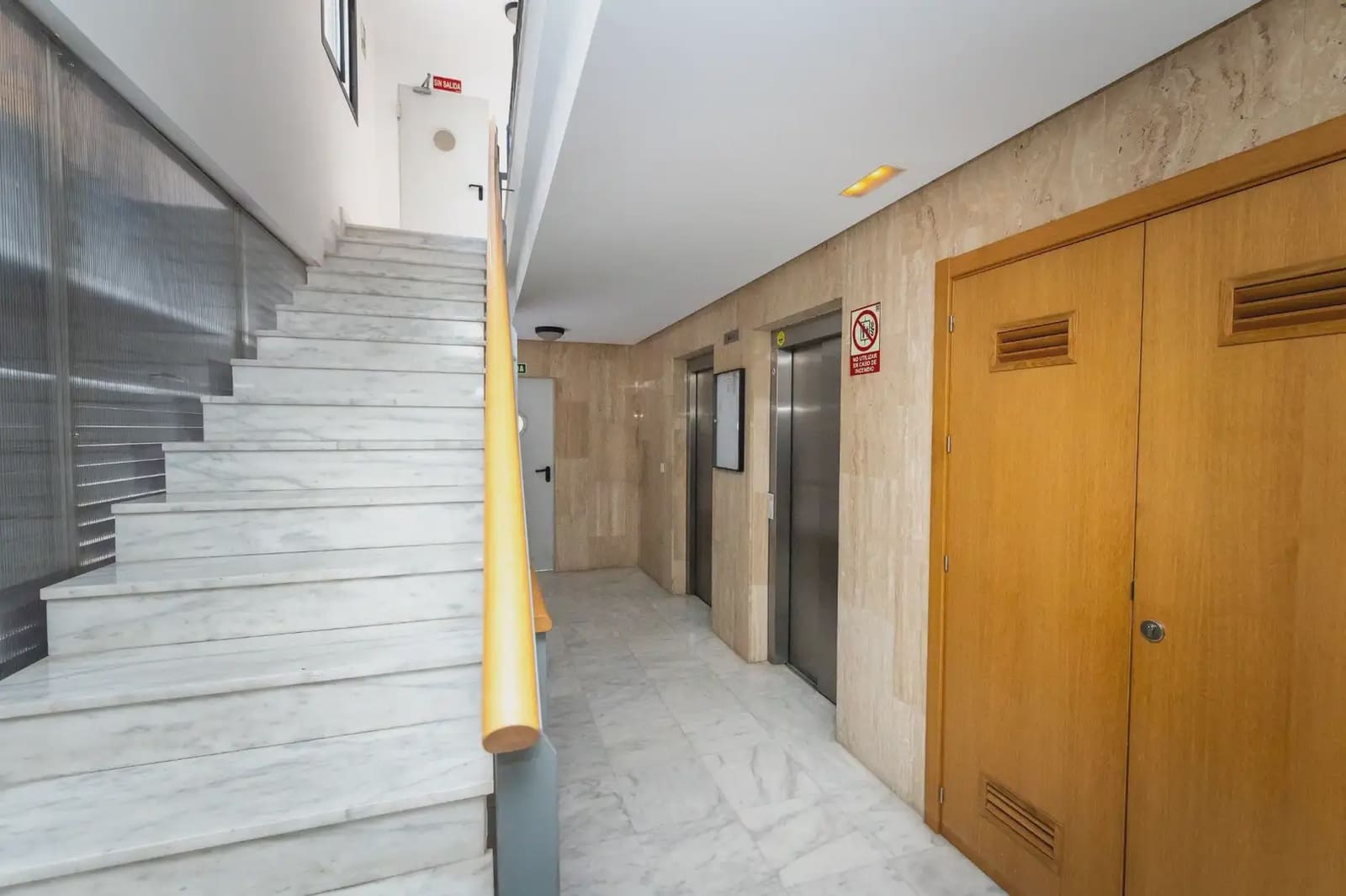 1 slaapkamer Flat te huur in Granada stad met zwembad - € 750 (Ref: 9901617)