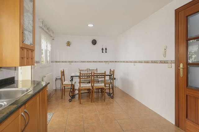 Casa de 5 habitaciones en Bola de Oro - Serrallo, Granada ciudad en venta con garaje - 550.000 € (Ref: 9902444)