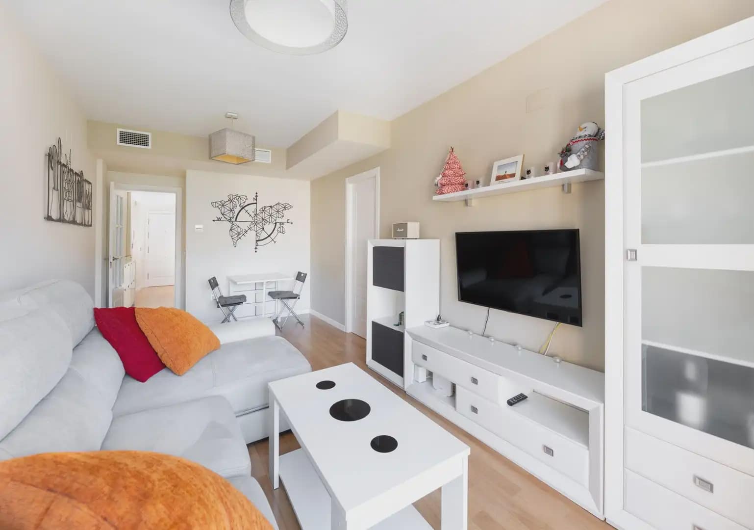 2 slaapkamer Flat te koop in Las Gabias met zwembad garage - € 245.000 (Ref: 9902622)