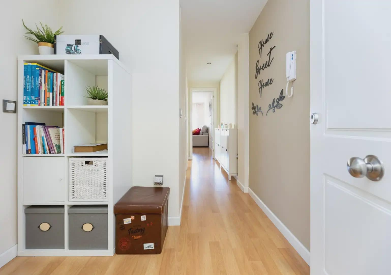 2 slaapkamer Flat te koop in Las Gabias met zwembad garage - € 245.000 (Ref: 9902622)